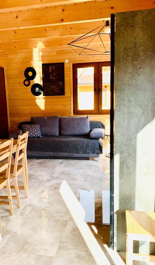 Domki Z Prywatna Sauna- Na Szlaku Milówka Exteriör bild